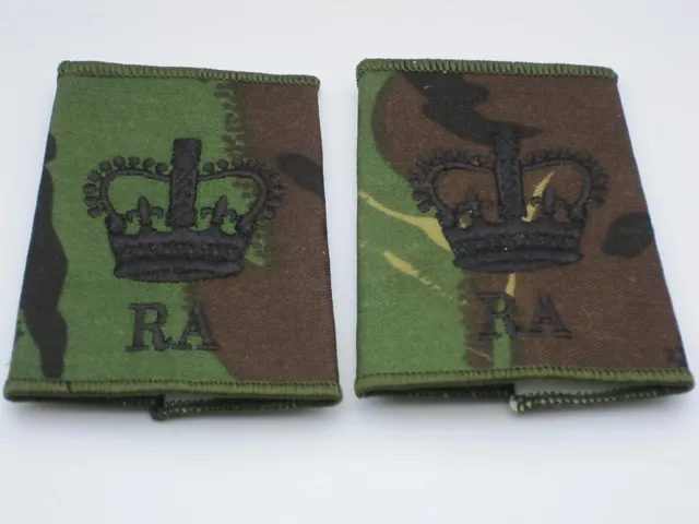 Rangschlaufen: Warrant Officer 2, CSM, Royal Artillery,DPM, (Krone  & RA)