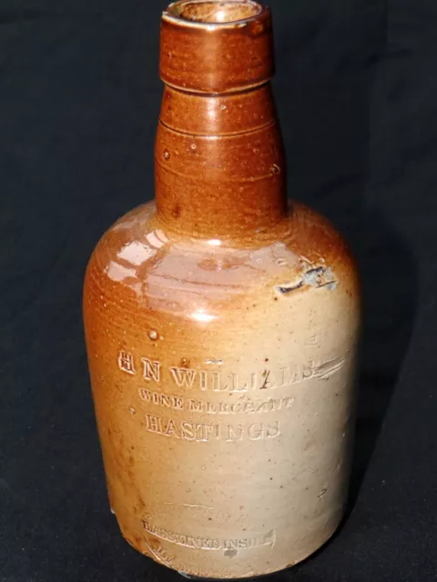 Very Rare Small Steven green bottle Porter H.N. Williams, Wine Merchant Hastings