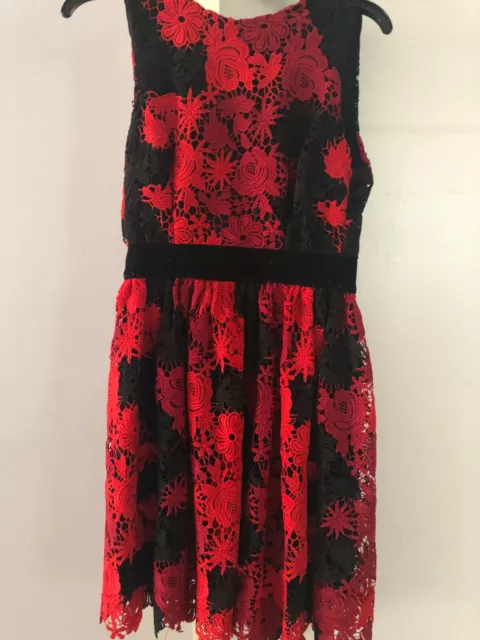 DESIGN LAB (LORD AND TAYLOR) Red and Black floral lace dress- size XS