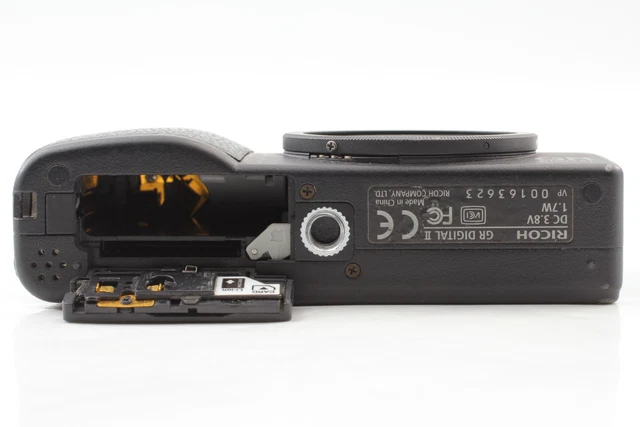[Near MINT] RICOH GR DIGITAL II 2 10.0MP Compact Camera Used Tested from JAPAN 2