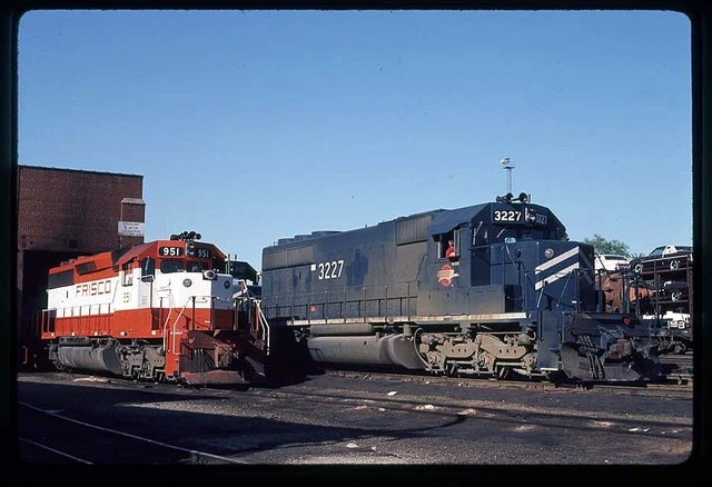 Frisco MoP SLSF MP EMD SD40-2 Lindenwood Yard Scene Original Kodachrome Slide