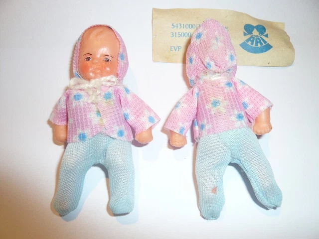 UNBENUTZT 2 DDR ARI Puppenstubenpuppen Püppchen 7cm Zwillinge OVP
