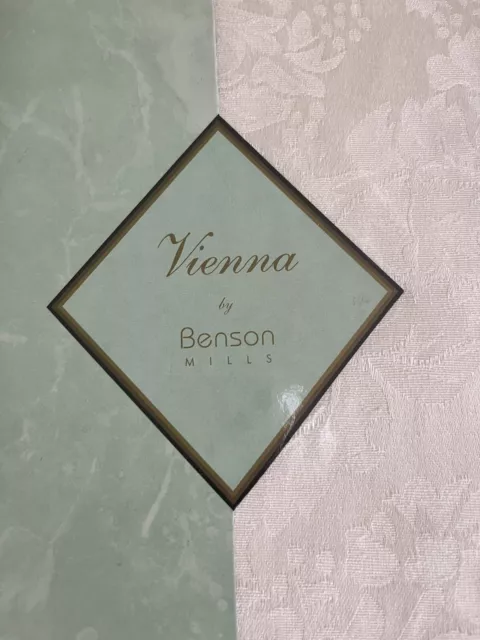 Benson Mills Fabric Vienna Damask Tablecloth - 60 x 104 Light Beige