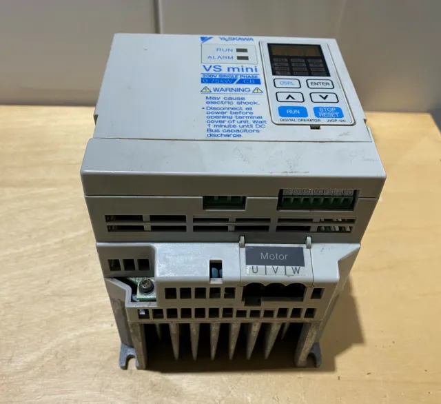 YASKAWA Inverter CIMR-XCBCB0P7