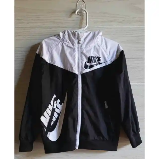 Nike Boys Black White Lightweight Full zip Hooded  Jacket Size 4T