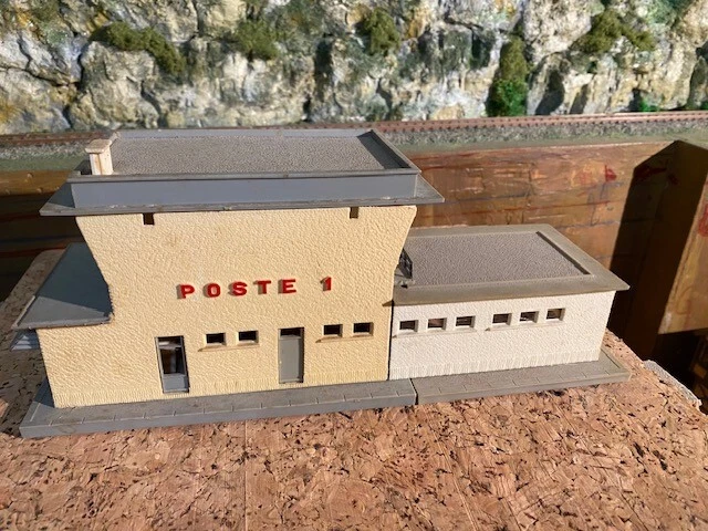 Maquette de poste d aiguillage JOUEF, référence 1716, échelle HO