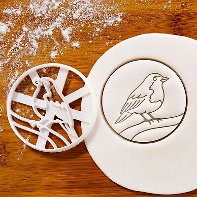 Robin Redbreast Bird cookie cutter - Rustic Christmas countryside ornithologist