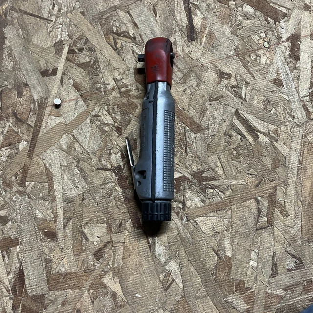Snap-On Tools Compact Reversible Air Ratchet 1/4" Drive