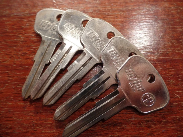 5pcs Taylor A81R Blank Keys NOS
