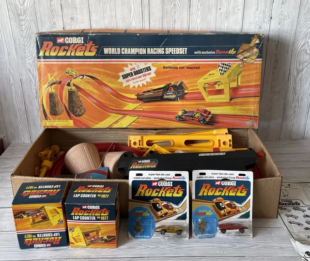 1970S CORGI ROCKETS Racing Speedset With Cars & Accessories Vintage £ ...