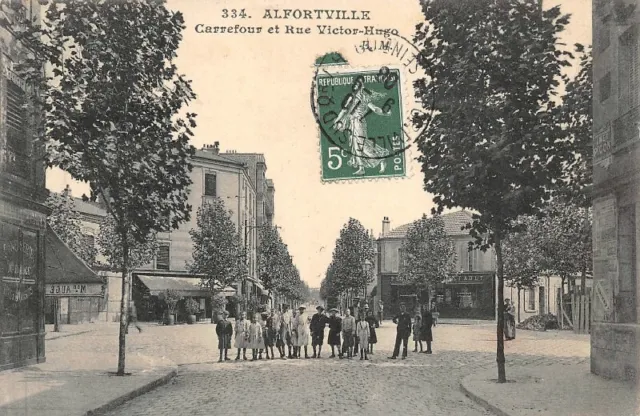 ALFORTVILLE - Carrefour rue Victor-Hugo