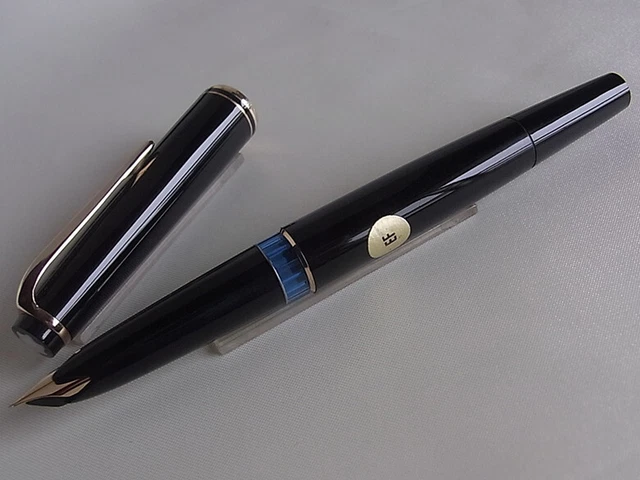 MONTBLANC NO 22 Fountain Pen Black 14C EF Nib Black EUR 156,62 ...