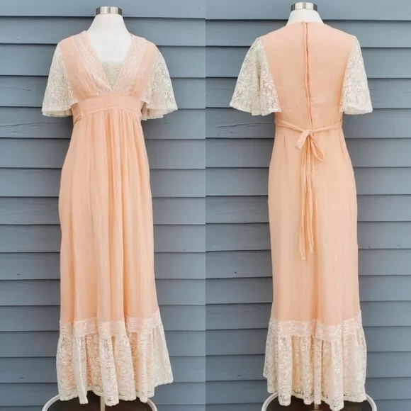 Vintage 70s Union Made Boho Cottagecore Prairie Peach Crepe Lace Maxi Dress Md