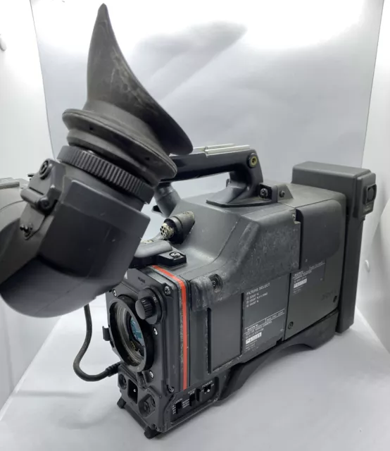 Sony Dxc-325P Video Camera+Sony Ca-325P Adapter+Sony Dxf-325Ce Viewfinder-Great*