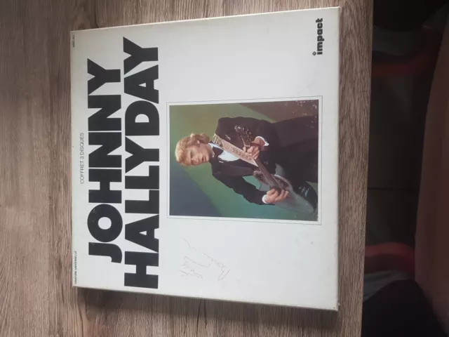 JOHNNY HALLYDAY coffret 3 disques Lp vinyles 33T  Impact 6993001