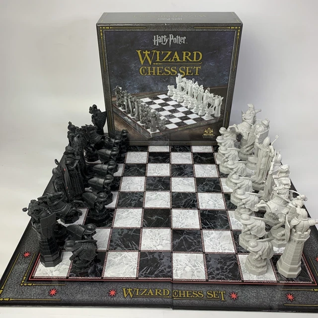 THE NOBLE COLLECTION Harry Potter Wizard's Chess Set COMPLETE Excellent ...