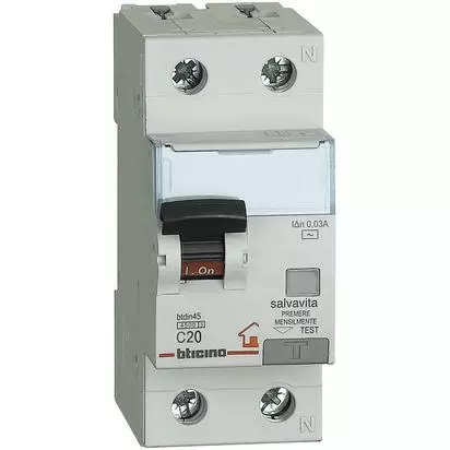 Interruttore Magnetotermico Differenziale 1P+N 30Ma 20A 4500  - Bticino Legra...