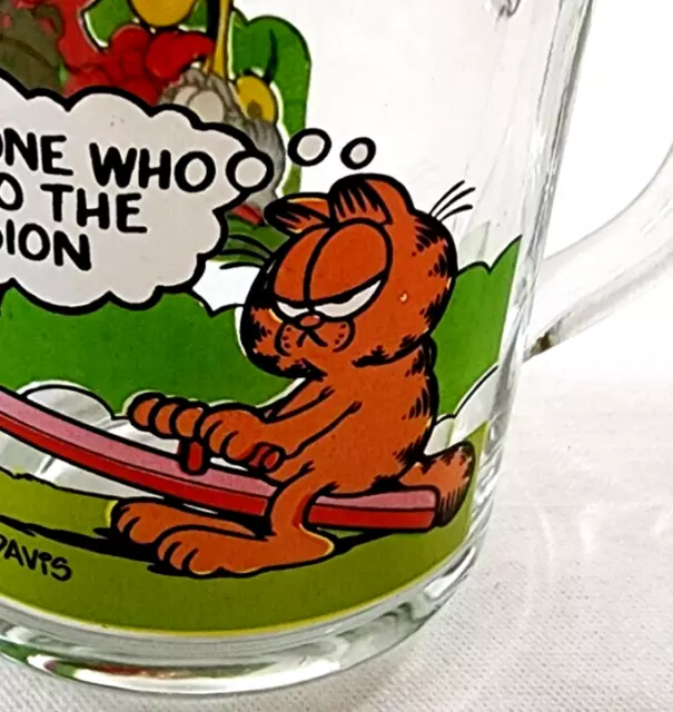 McDonalds Glass Garfield Novelty Teeter Totter See-Saw Mug 1980