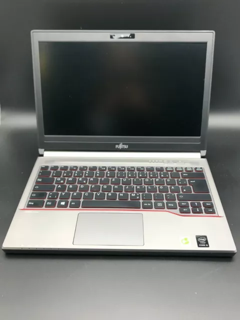 Notebook  Laptop Fujitsu LifeBook E734 / i5 4300M 4GB HDD 320Gb , 13,3 zoll