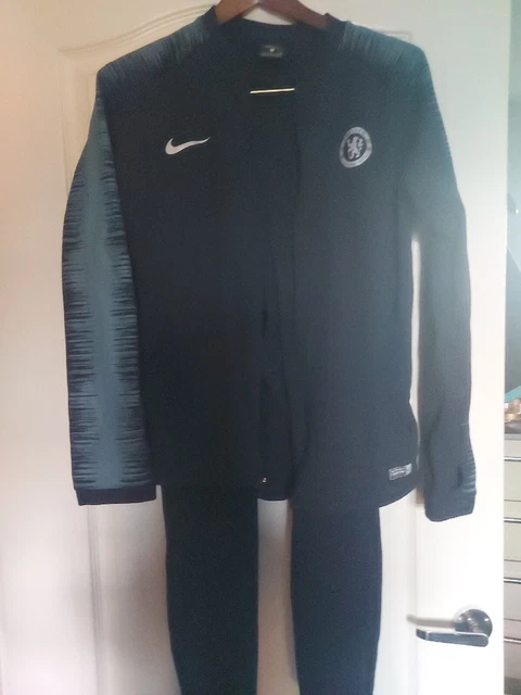 Tuta top e inferiore Chelsea FC Nike DRI-FIT taglia XLarge età 13-15