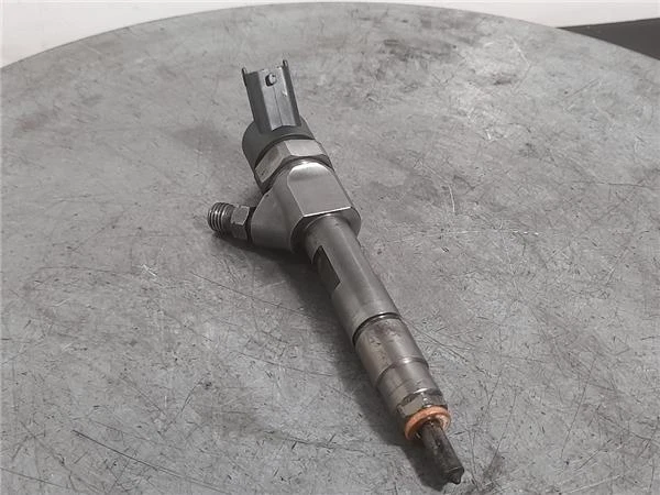 0445110146 injecteur pour RENAULT TRAFIC II FURGON (FL) 1.9 DCI 100 988756