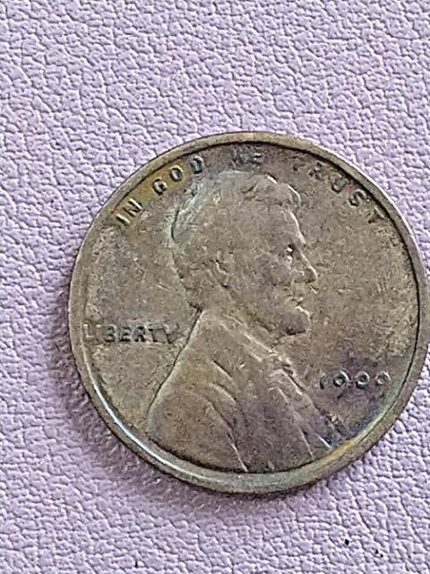 1909 VDB Lincoln Wheat Cent Uncirculated Bronze Penny 1c Coin LOT 50-2 CLEANED??