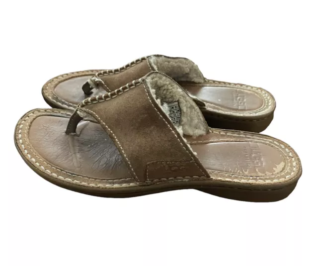 Ugg UGGS Women Size 7 Brown Leather Fur Lined Thong Comfort Flip Flops Ugg UGGS Women Size 7 Brown Leather Fur Lined Thong Comfort Flip Flops