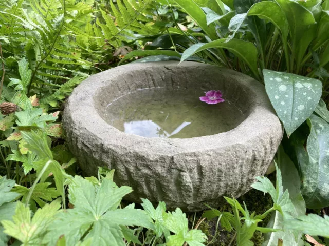 Stone Garden Old Style Round Rockery Bird Bath Feeder Dish Bowl Ornament 🕊