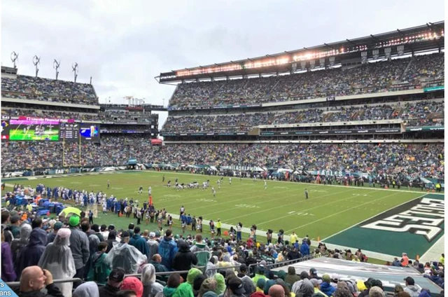 2  Eagles Vs. Giants Tickets ! Lower Corner ! Sec. 125 Row 30 ! Christmas!