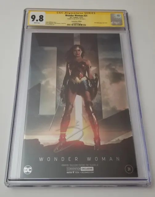 Wonder Woman #31  SS CGC 9.8 Photo Cover Covention Foil Edition Signed Gal Gadot