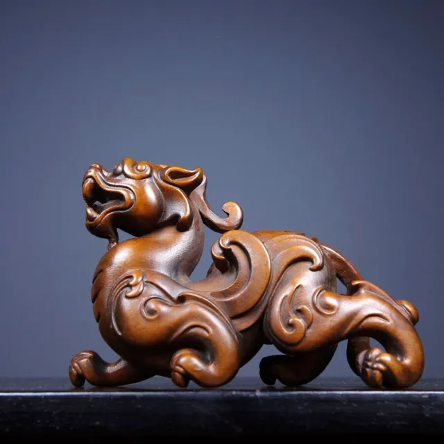 Exquisite Chinese Old Boxwood Handcarved  Kirin beast statue 50g