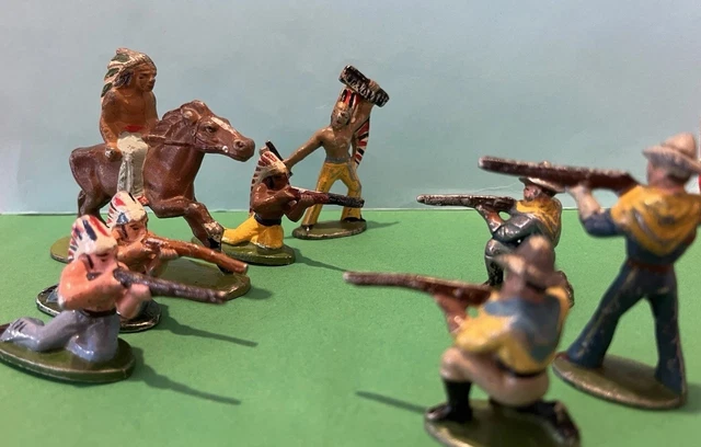 LOT DE 8 Figurines Quiralu Indiens Et Cow Boys Aluminium EUR 35,00