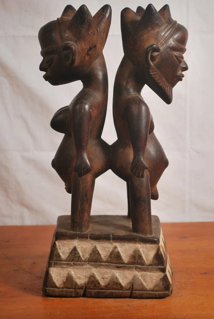 African tribal Art,Pende statue from Democratic Republic of Congo