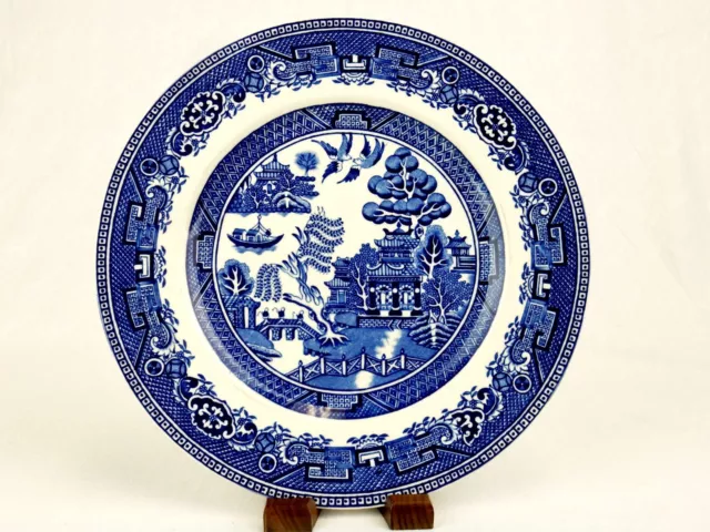 Set of 2 Blue Willow Dinner Plates, Alfred Meakin Old Willow, England, 1930s