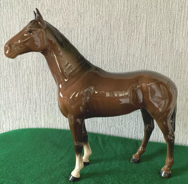 BESWICK HORSE THE WINNER  LARGE BROWN GLOSS FINISH MODEL No. 2421 PERFECT