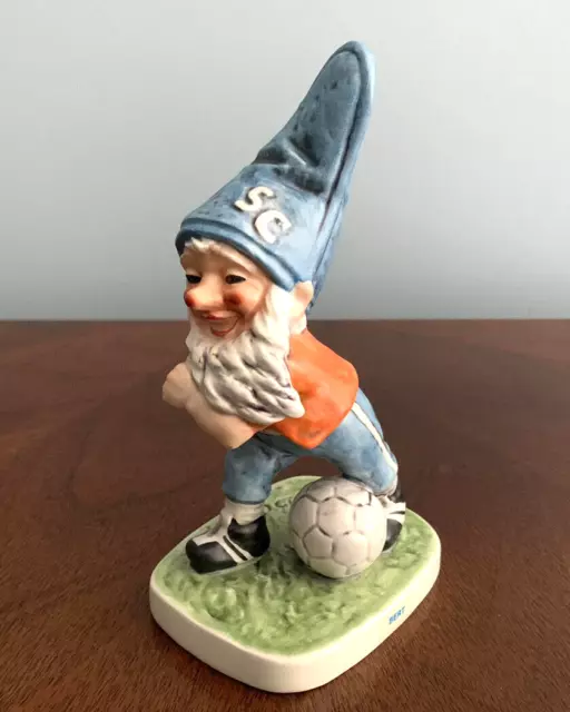 Goebel CO-BOY Gnome Figurine BERT THE SOCCER PLAYER 17525-18 W Germany 1975