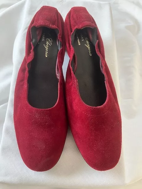 Robert Clergerie Poket Red Suede Leather Pumps sz 39 B Good used condition