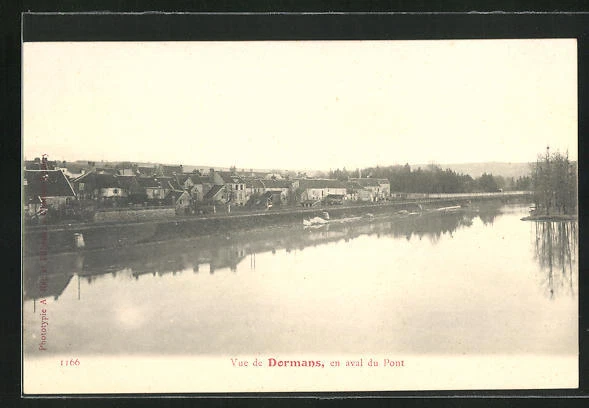 CPA Dormans, Vue generale, en aval du Pont