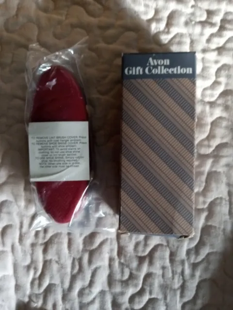 Vintage Avon Gift Collection "2-in-1 LINT BRUSH SHOE SHINE BRUSH" - SEALED!