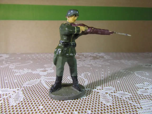 230Y Vintage Toy Belgium Composition Soldier German WW2 Puller Standing 68 MM