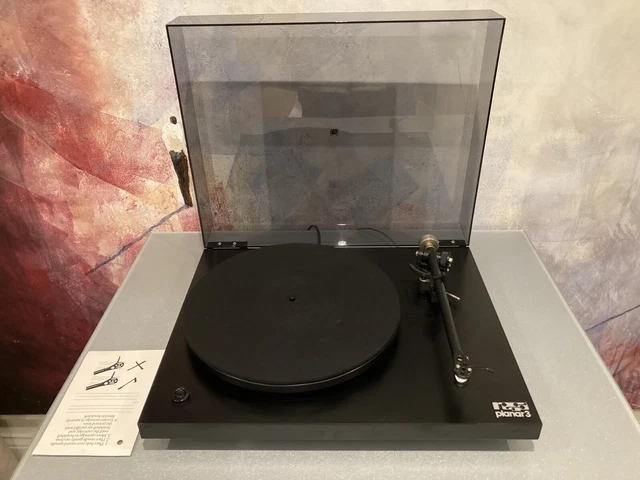 PLATINE TOURNANTE AUDIOPHILE Rega Planar 3 superbe exemple cartouche