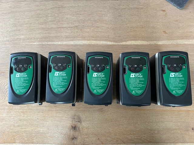 5 VARIATEURS VITESSE FREQUENCE LEROY SOMER SKA1200025 220V/TRIPHASE 0 ...