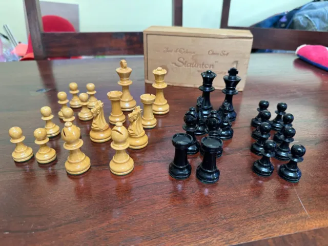 Staunton Chess Pieces (32) Made In France W/ Wooden Box