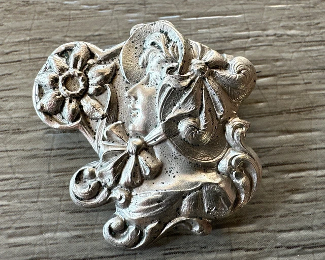 Broche Ancienne En Métal Argenté, Style Art Déco Fleurs - Occasion Vintage