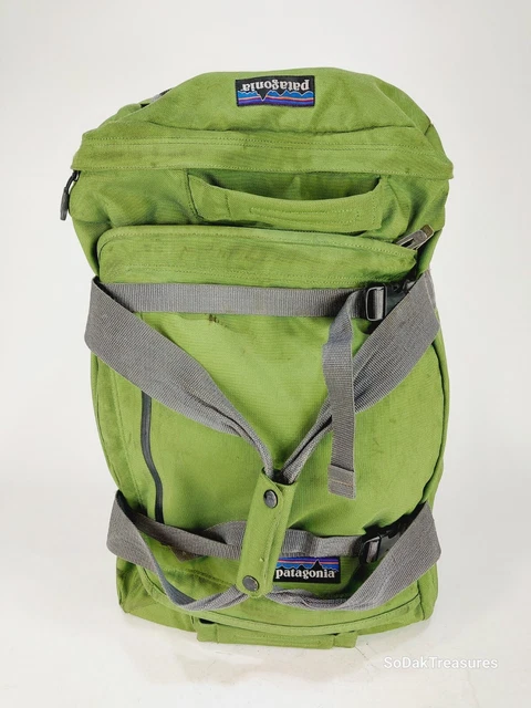 PATAGONIA Freewheeler Rolling Duffle Luggage Wheeled Bag 66L Green