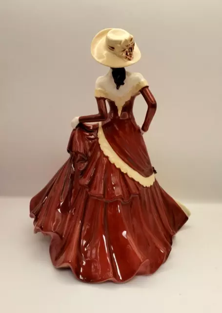 Beautiful  COALPORT FIGURINE   "Marilyn "   Ladies of Fashion    Excellent Cond. 2