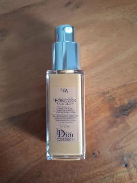 Dior Forever Skin Glow Foundation 4W 20ml