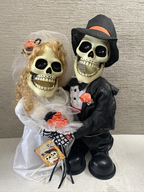 VTG 2001 The NEWLY DEADS Sings Animated Skeletons I GOT YOU BABE Halloween WORKS