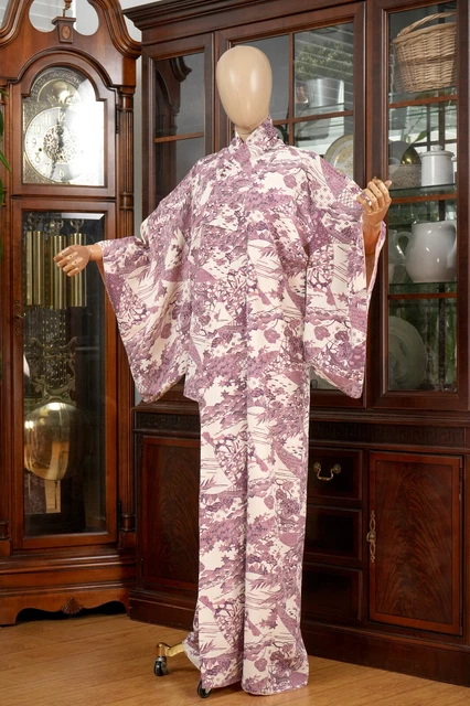 Dear Vanilla Japanese Silk Kimono Women's Robe Gown Authentic Japan Made Vintage
