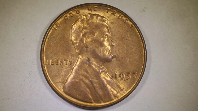 1957 Lincoln Wheat Cent, Obverse, Die Chip on number 5 in date